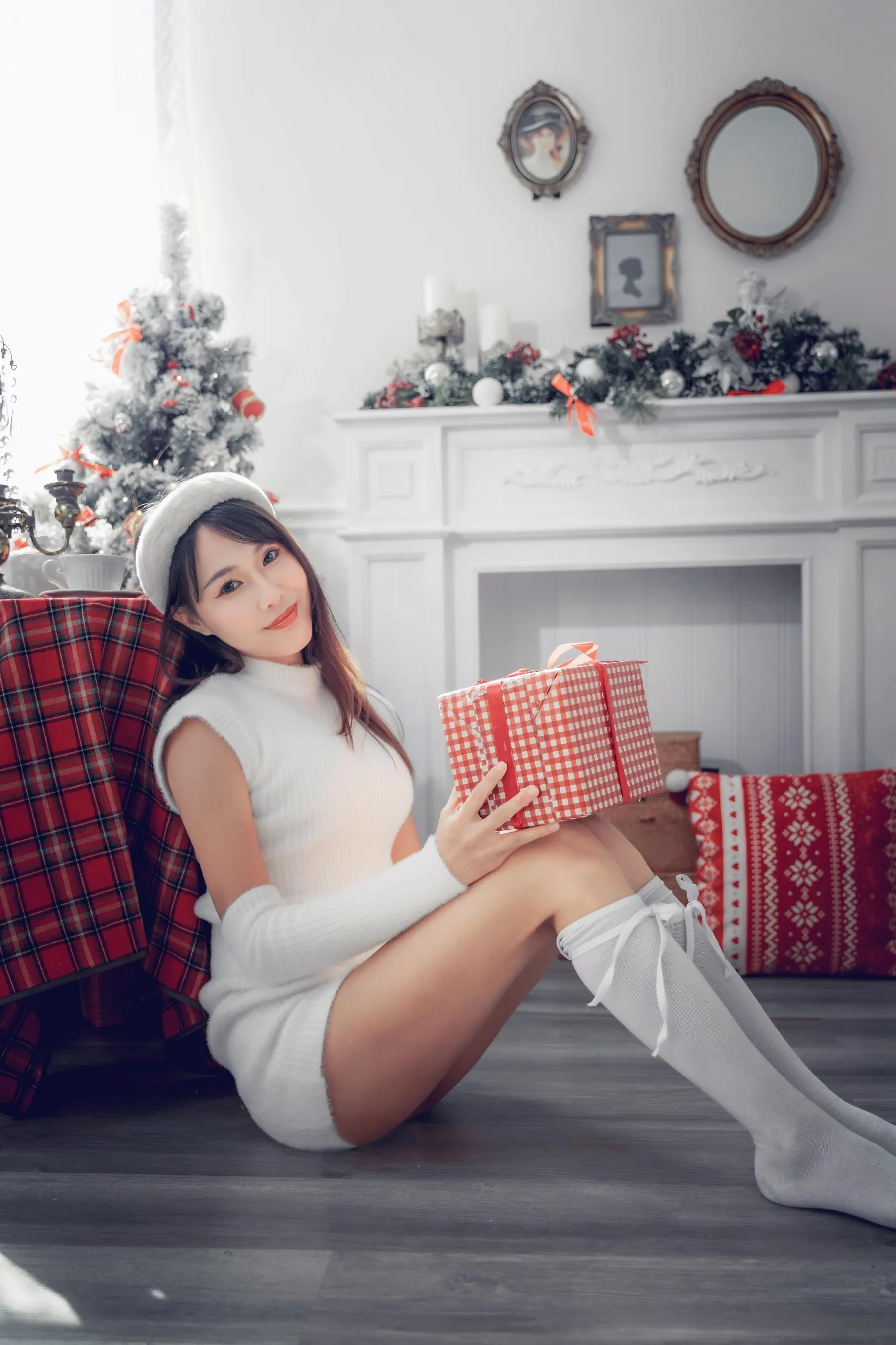 [YITUYU艺图语]2021.12.21 圣诞少女 lin [42P]插图5